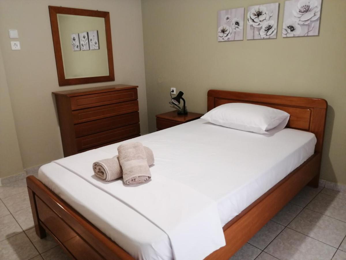 Central Home Kalamata Bagian luar foto